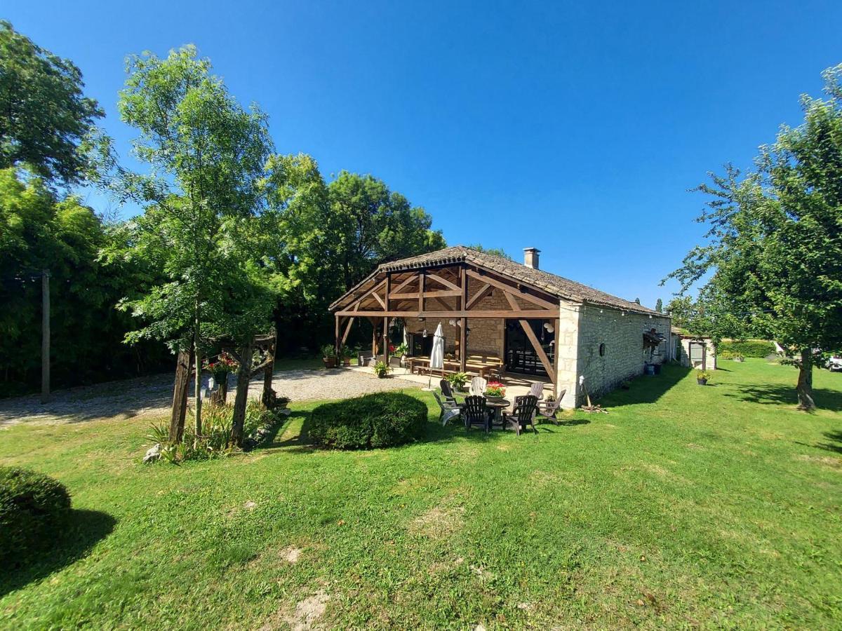 Le Moulin De Bernard Acomodação com café da manhã Saint-Pantaléon Exterior foto